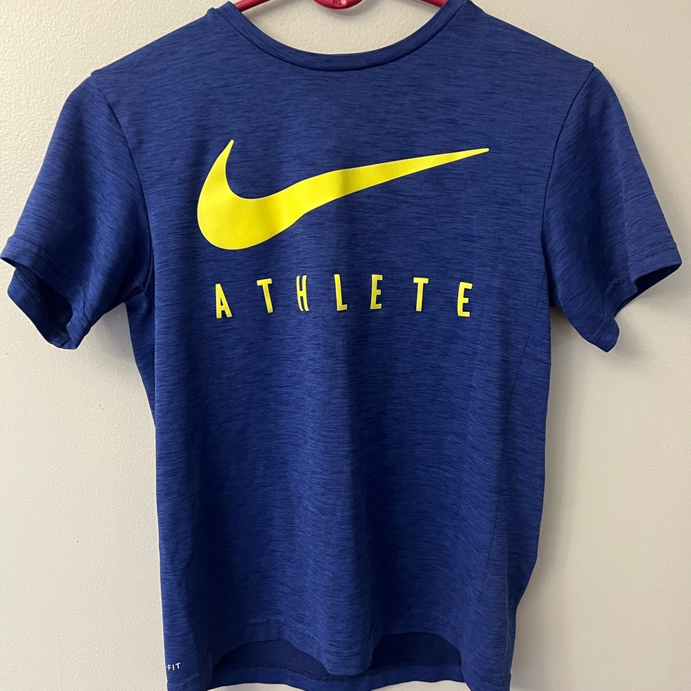 NIKE gently used